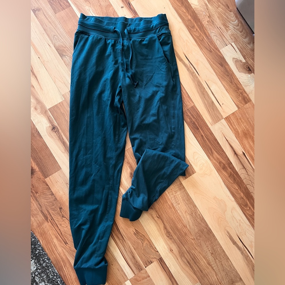 Balance Athletica Joggers sz M